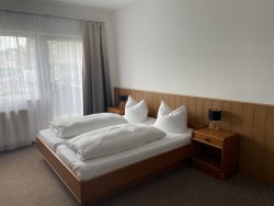 Doppelzimmer_mit Zustellbett